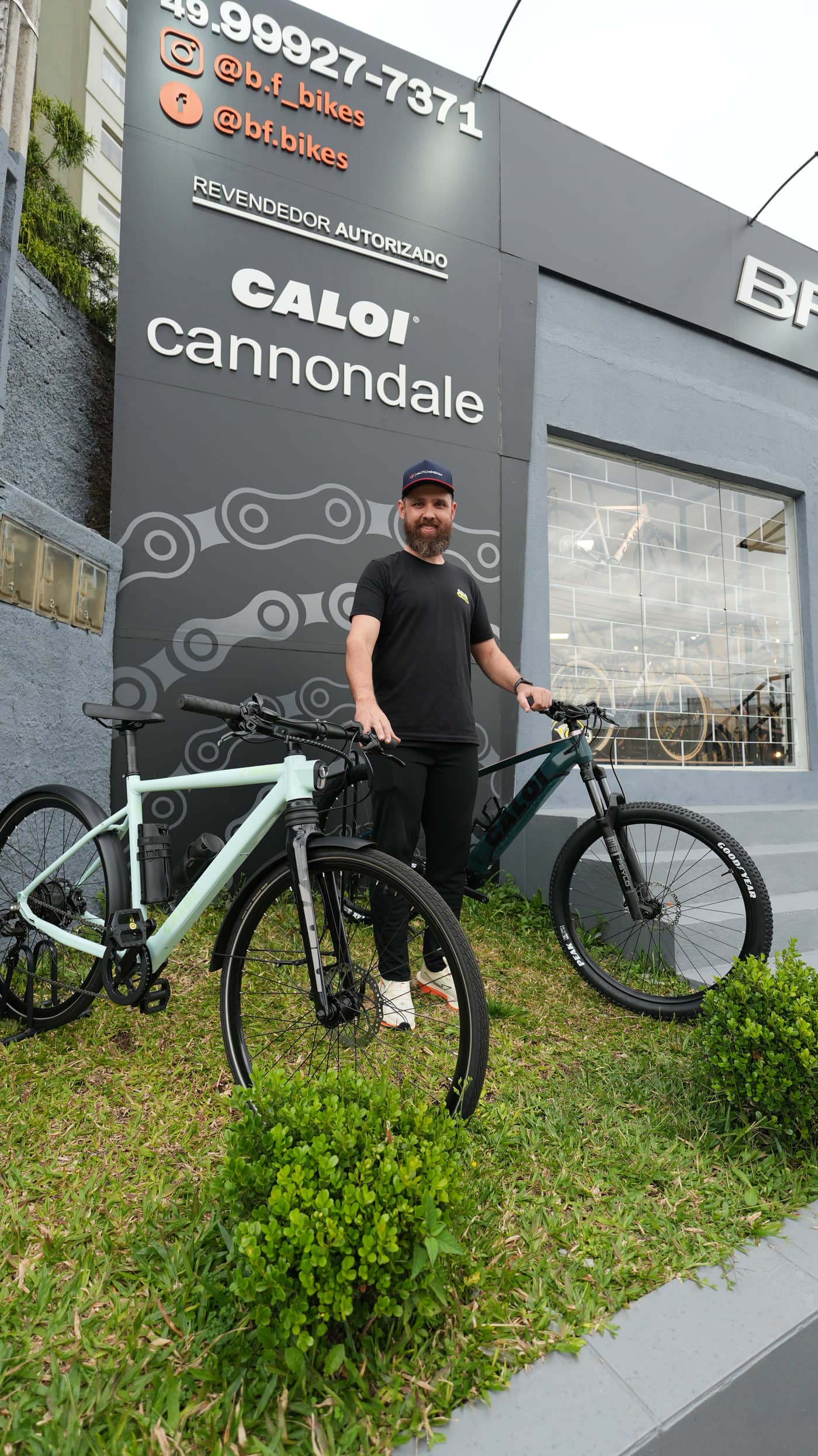 Fachada da loja BF Bikes, revendedor autorizado Caloi e Cannondale, em Caçador/SC